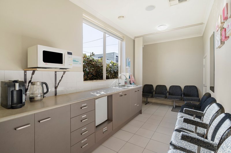 Photo - 1 Woolacott Street, Coburg VIC 3058 - Image 8
