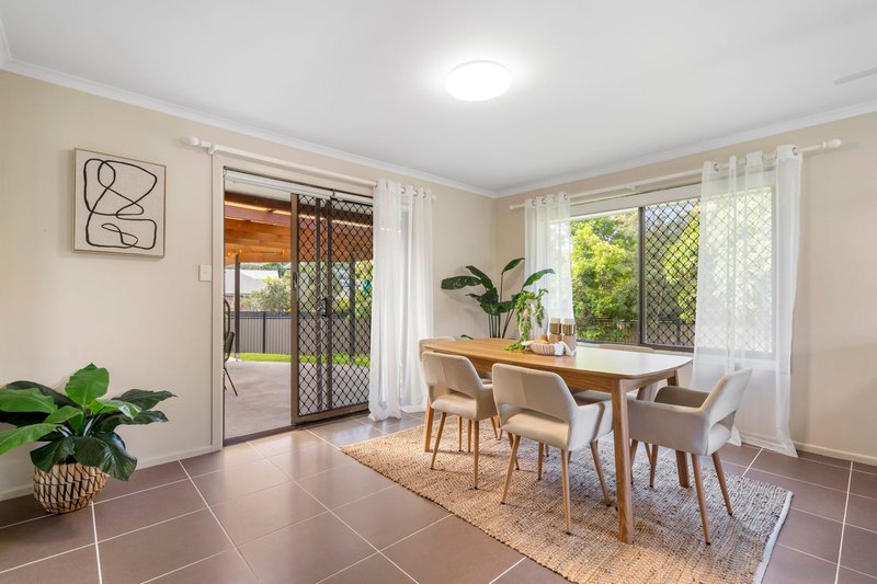 Photo - 1 Woolmere Street, Carrara QLD 4211 - Image 6