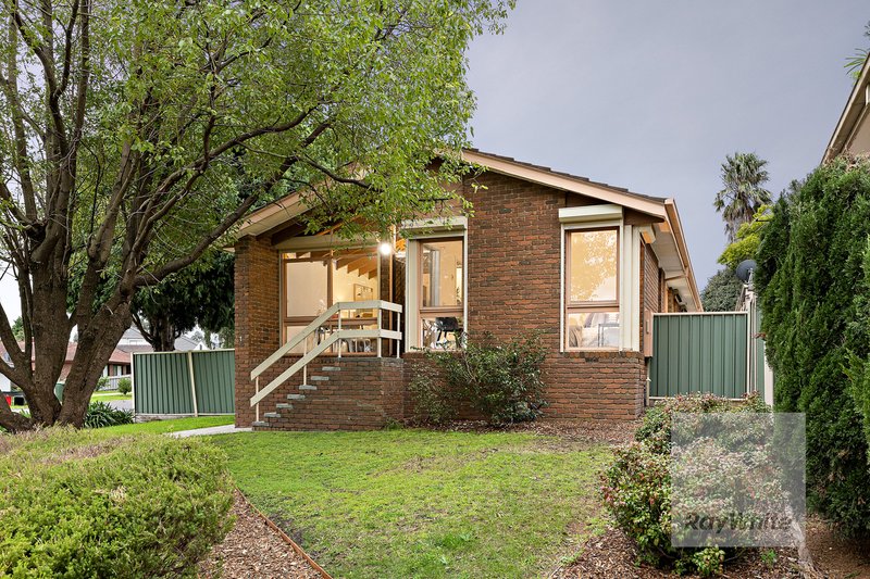 Photo - 1 Wright Court, Mill Park VIC 3082 - Image 1