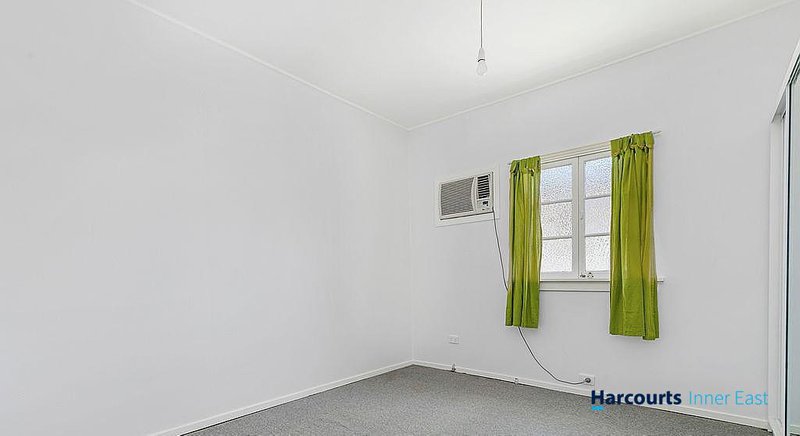 Photo - 1 Wruck Avenue, Camp Hill QLD 4152 - Image 6