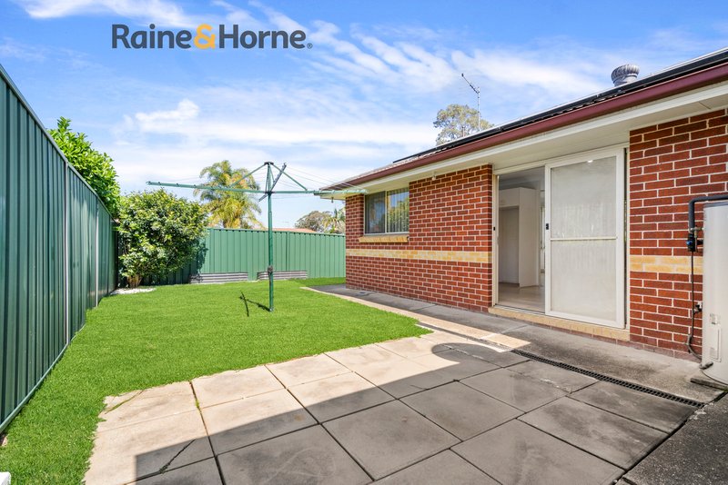 Photo - 1 Yarra Place, Prestons NSW 2170 - Image 7