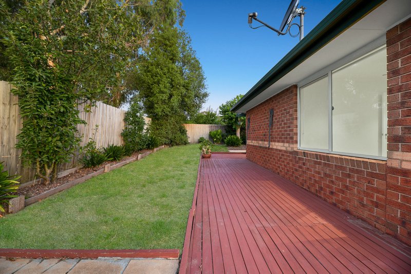 Photo - 1 Yiota Court, Berwick VIC 3806 - Image 17