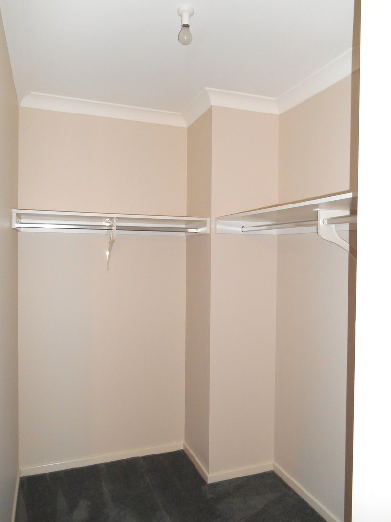 Photo - 1 Young Street, Springvale VIC 3171 - Image 9