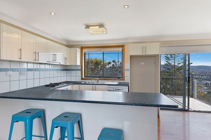 Photo - 1 Yumbool Close, Forresters Beach NSW 2260 - Image 7