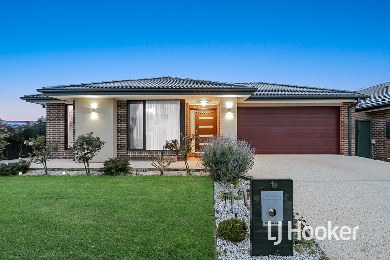 1 Zeus Avenue, Cranbourne West VIC 3977