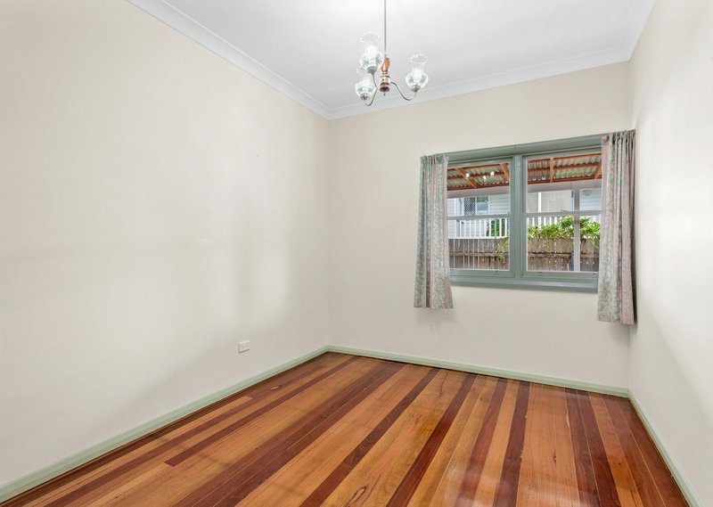 Photo - 10 & 10A Campbell Street, Taree NSW 2430 - Image 5