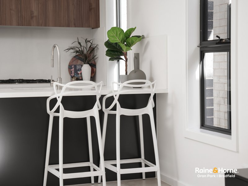 Photo - 10 & 10A Ranch Street, Austral NSW 2179 - Image 5