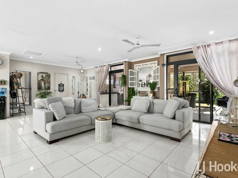 Photo - 10-12 Ashleigh Court, Tinana South QLD 4650 - Image 4