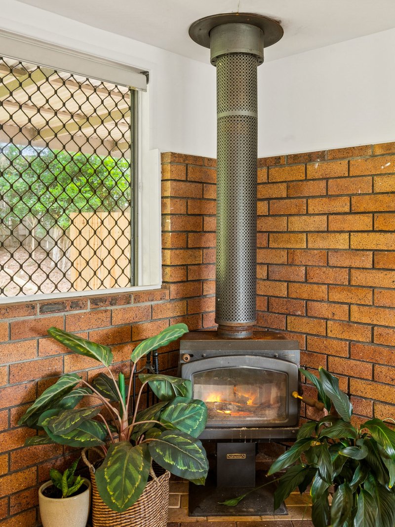 Photo - 10-12 Enchelmaier Street, Dayboro QLD 4521 - Image 8