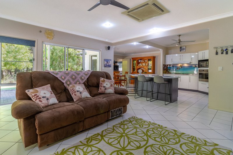 Photo - 10-12 Palm Way, Dundowran Beach QLD 4655 - Image 12