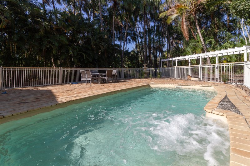 Photo - 10-12 Palm Way, Dundowran Beach QLD 4655 - Image 29