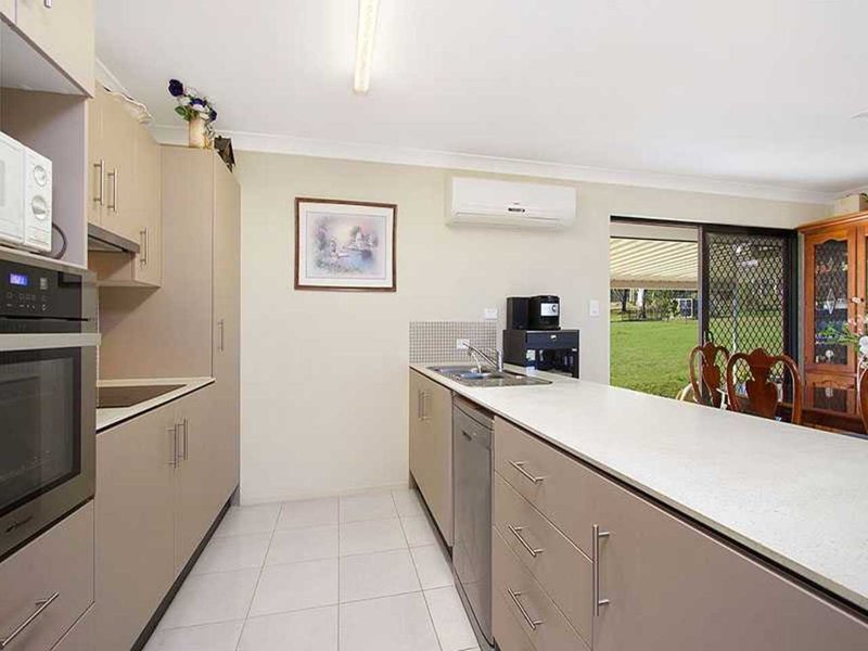 Photo - 10-12 Panorama Drive, Beaudesert QLD 4285 - Image 3