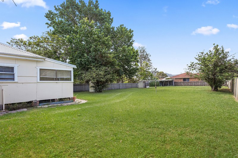 Photo - 10-12 Soudan Street, Fairy Meadow NSW 2519 - Image 4