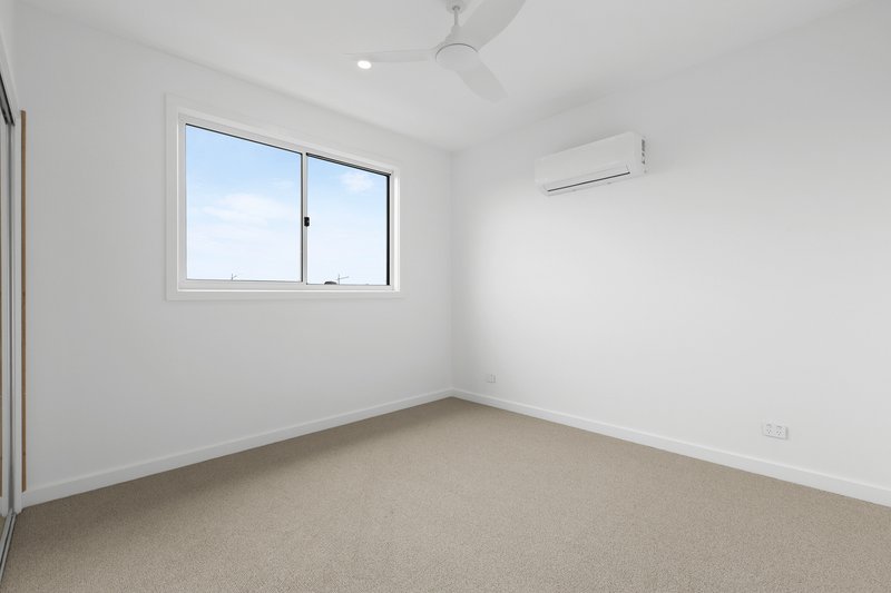 Photo - 10-12 Statesman Parkway, Ocean Grove VIC 3226 - Image 10