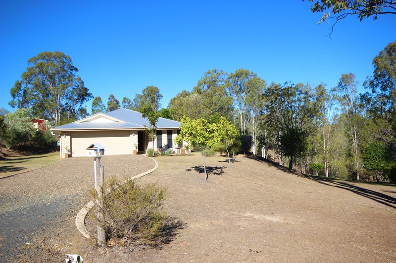 Photo - 10-12 Windon Cl , Kooralbyn QLD 4285 - Image 14