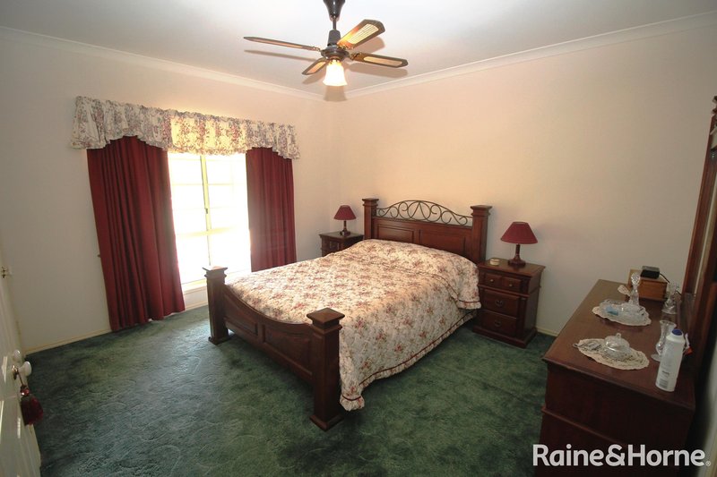 Photo - 10-14 Hodge Street, Kingaroy QLD 4610 - Image 16