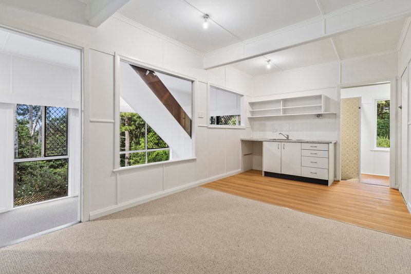 Photo - 10-14 Palm Grove Avenue, Tamborine Mountain QLD 4272 - Image 14