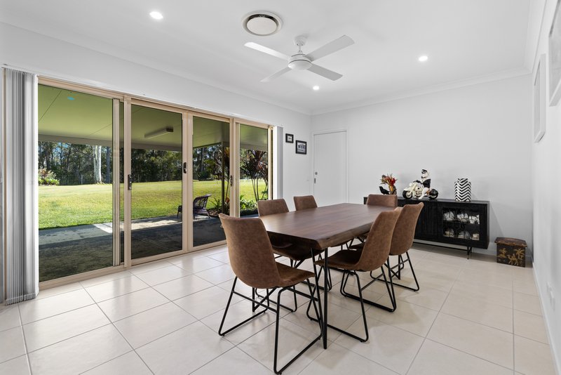 Photo - 10-22 Gainsborough Drive, D'Aguilar QLD 4514 - Image 9