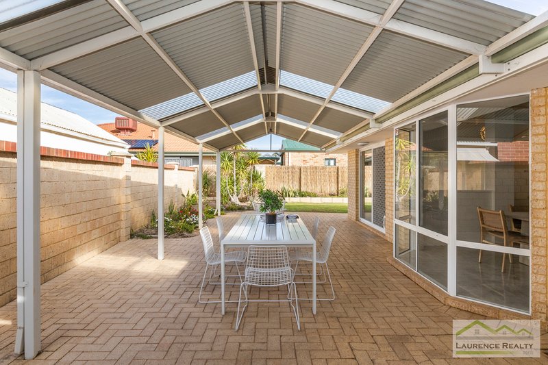 Photo - 10 Abbeville Circle, Mindarie WA 6030 - Image 28