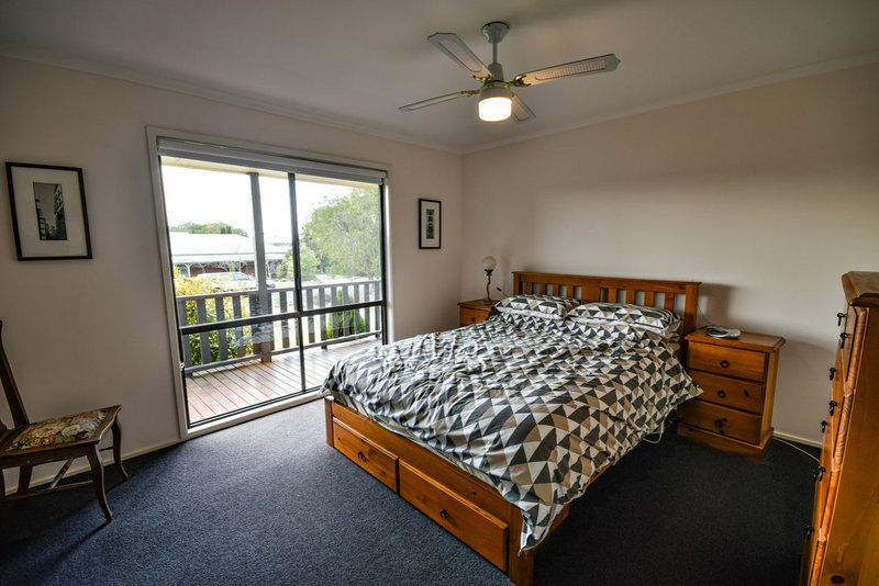 Photo - 10 Acrux Drive, Newlands Arm VIC 3875 - Image 7