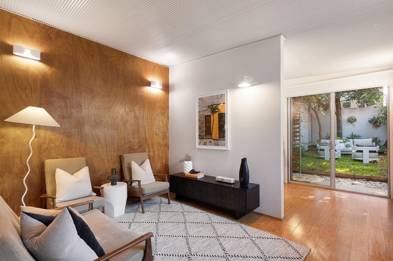 Photo - 10 Ada Street, Erskineville NSW 2043 - Image 3