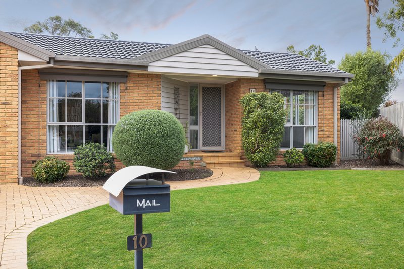 Photo - 10 Adam Close, Rowville VIC 3178 - Image 2