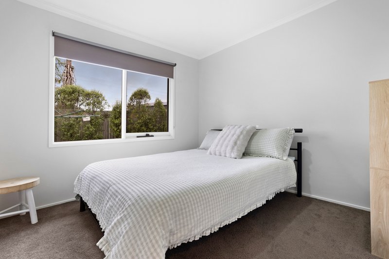 Photo - 10 Adam Close, Rowville VIC 3178 - Image 14