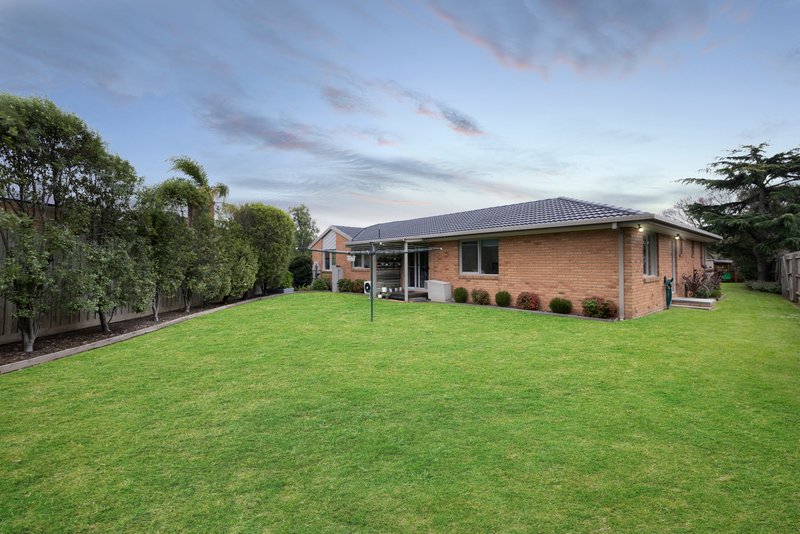 Photo - 10 Adam Close, Rowville VIC 3178 - Image 22