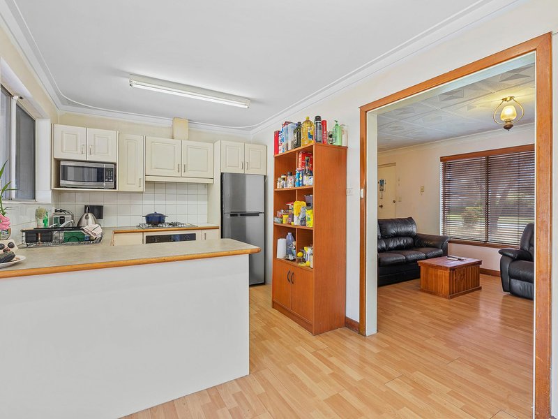 Photo - 10 Addlestone Road, Morley WA 6062 - Image 7