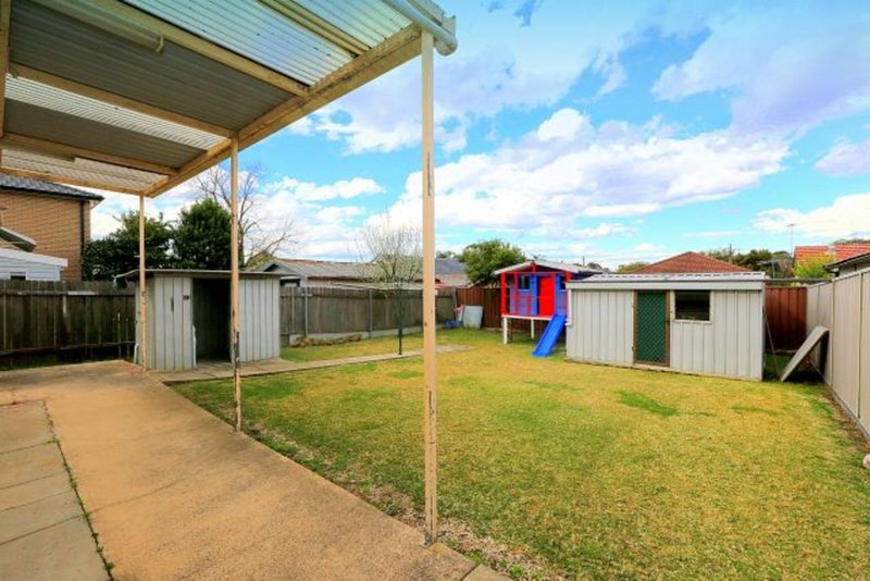 Photo - 10 Adeline Street, Bass Hill NSW 2197 - Image 9