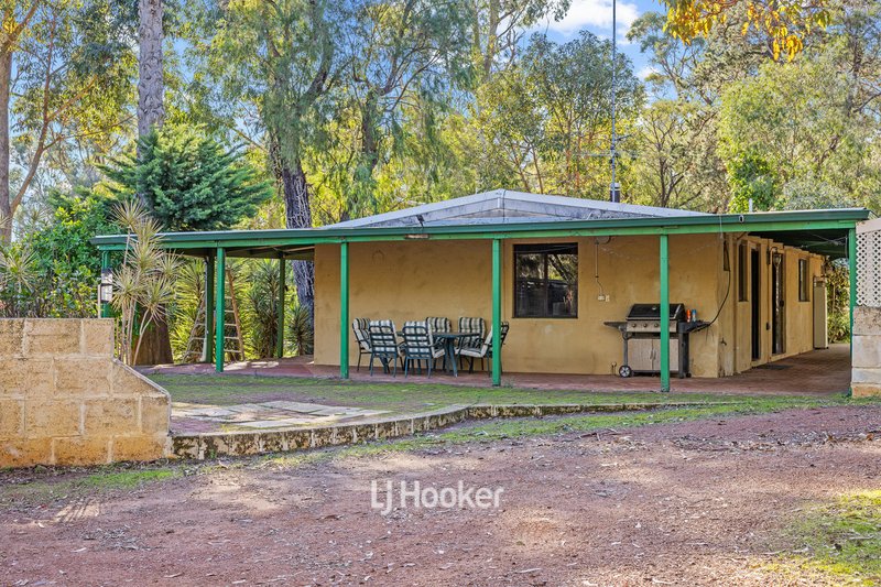 Photo - 10 Admiralty Place, Leschenault WA 6233 - Image 4