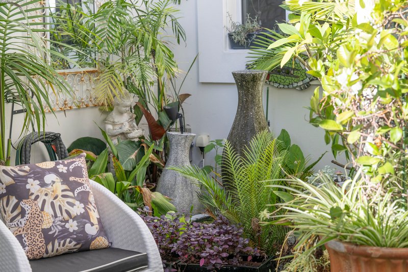 Photo - 10 Aegean/100 Cotlew Street East , Southport QLD 4215 - Image 21