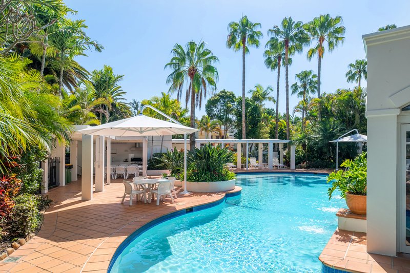 Photo - 10 Aegean/100 Cotlew Street East , Southport QLD 4215 - Image 28