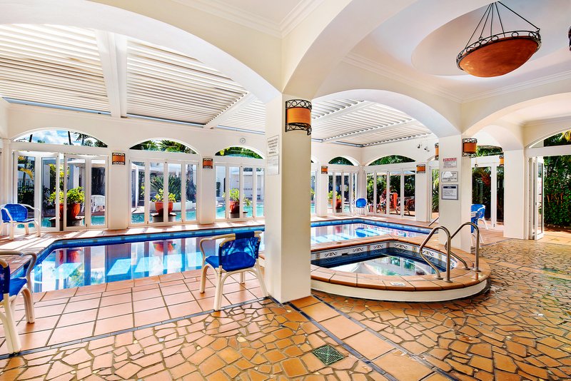 Photo - 10 Aegean/100 Cotlew Street East , Southport QLD 4215 - Image 30