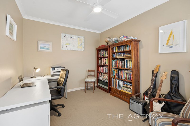 Photo - 10 Akera Close, Hillarys WA 6025 - Image 26