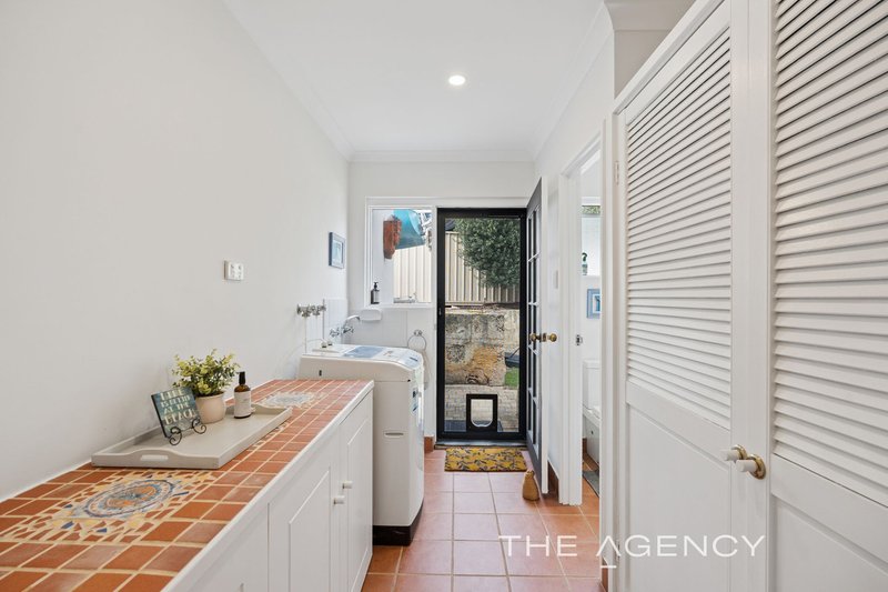 Photo - 10 Akera Close, Hillarys WA 6025 - Image 27