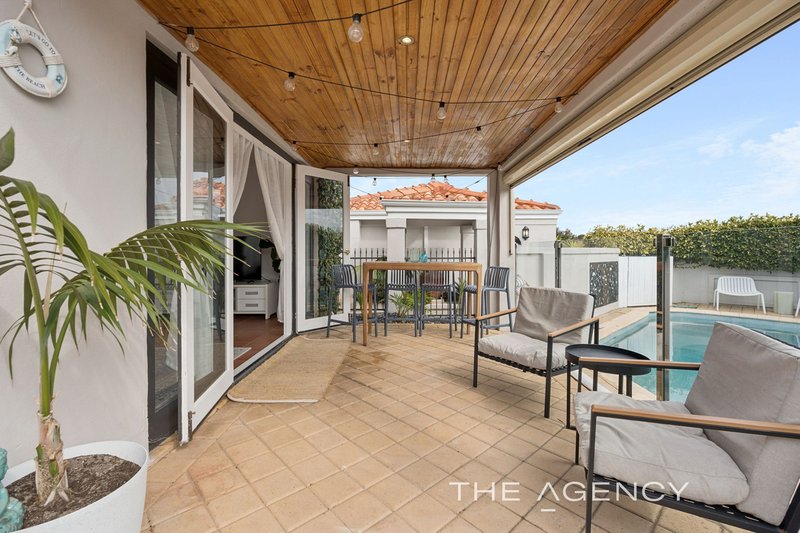 Photo - 10 Akera Close, Hillarys WA 6025 - Image 32