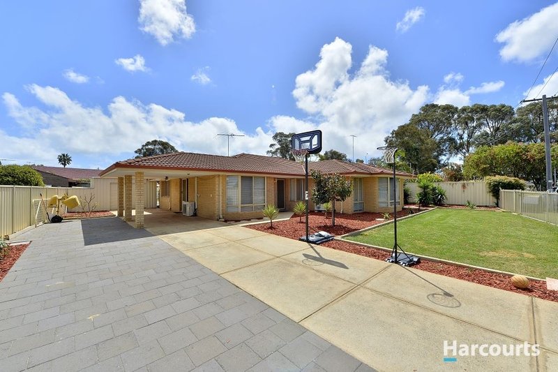 Photo - 10 Albermarle Close, Coodanup WA 6210 - Image 4