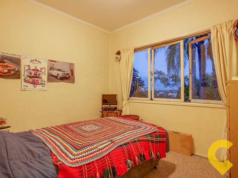 Photo - 10 Alcester Street, Grange QLD 4051 - Image 13