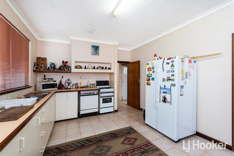 Photo - 10 Aldgate Street, Mandurah WA 6210 - Image 3