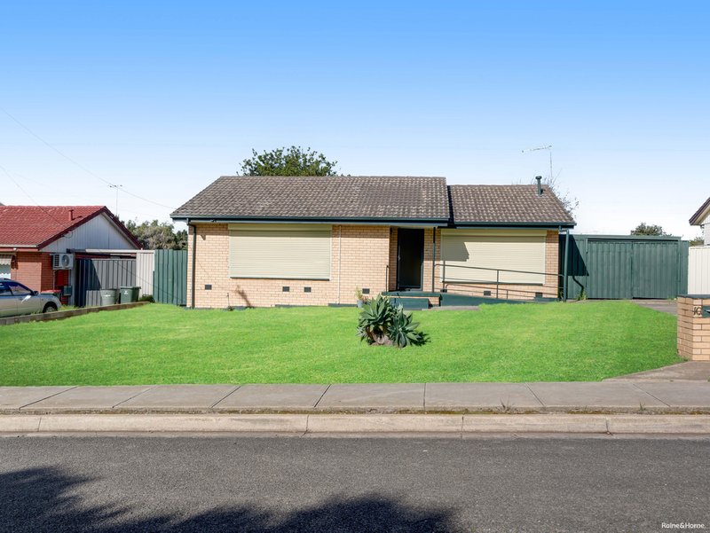 Photo - 10 Alexander Crescent, Christie Downs SA 5164 - Image 13
