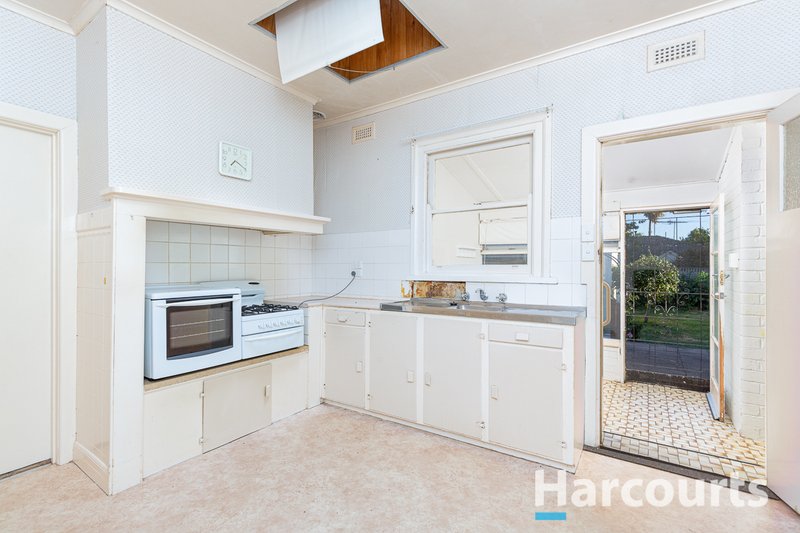 Photo - 10 Alfred Street, Beaumaris VIC 3193 - Image 5