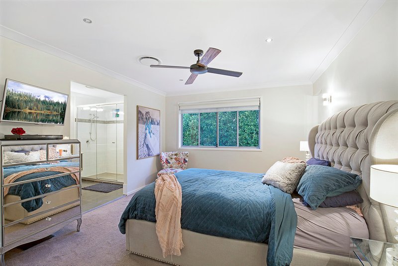 Photo - 10 Allenby Close, North Lakes QLD 4509 - Image 13