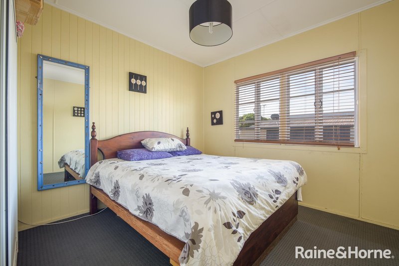 Photo - 10 Allison Street, West Gladstone QLD 4680 - Image 7