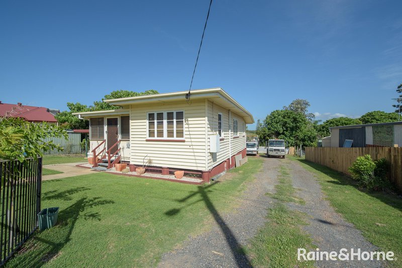 Photo - 10 Allison Street, West Gladstone QLD 4680 - Image 11