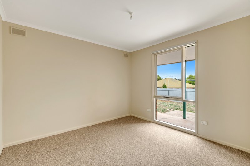 Photo - 10 Alor Court, Noarlunga Downs SA 5168 - Image 6