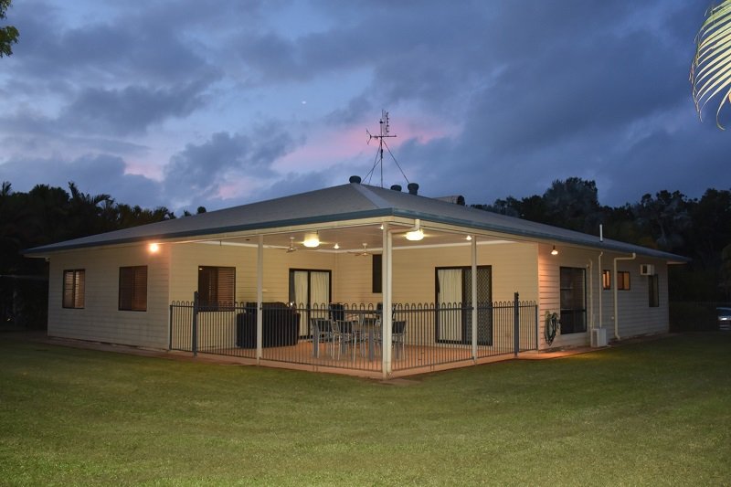 Photo - 10 Alstonia Drive, Nanum QLD 4874 - Image 7