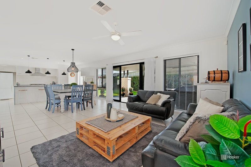 Photo - 10 Amber Close, Mango Hill QLD 4509 - Image 9