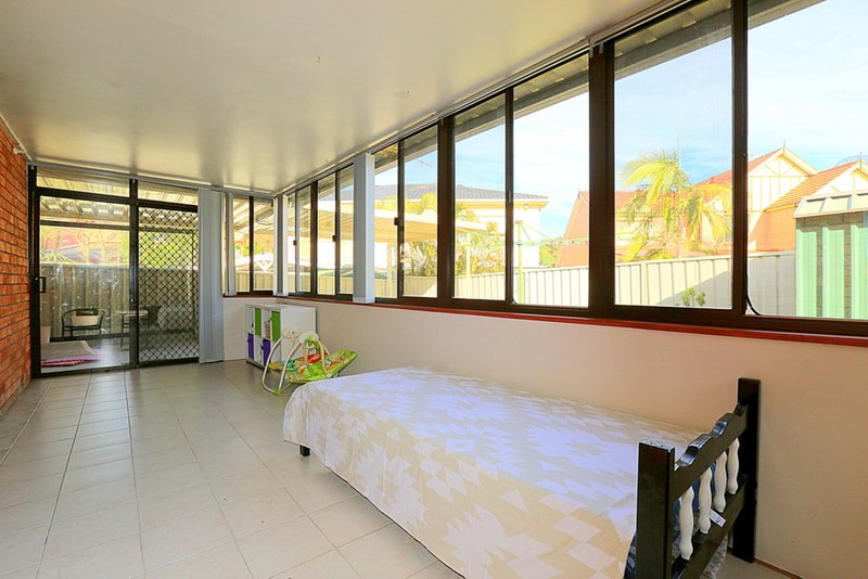 Photo - 10 Amber Place, Bass Hill NSW 2197 - Image 6