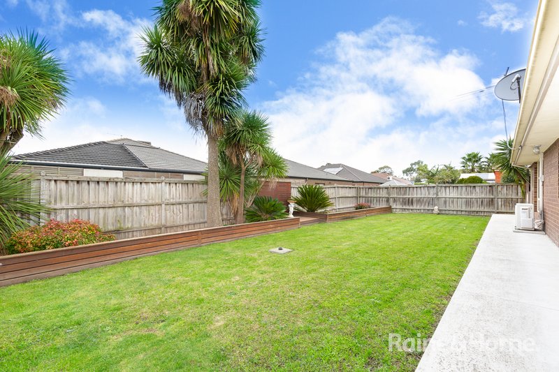 Photo - 10 Ambiance Crescent, Narre Warren South VIC 3805 - Image 17